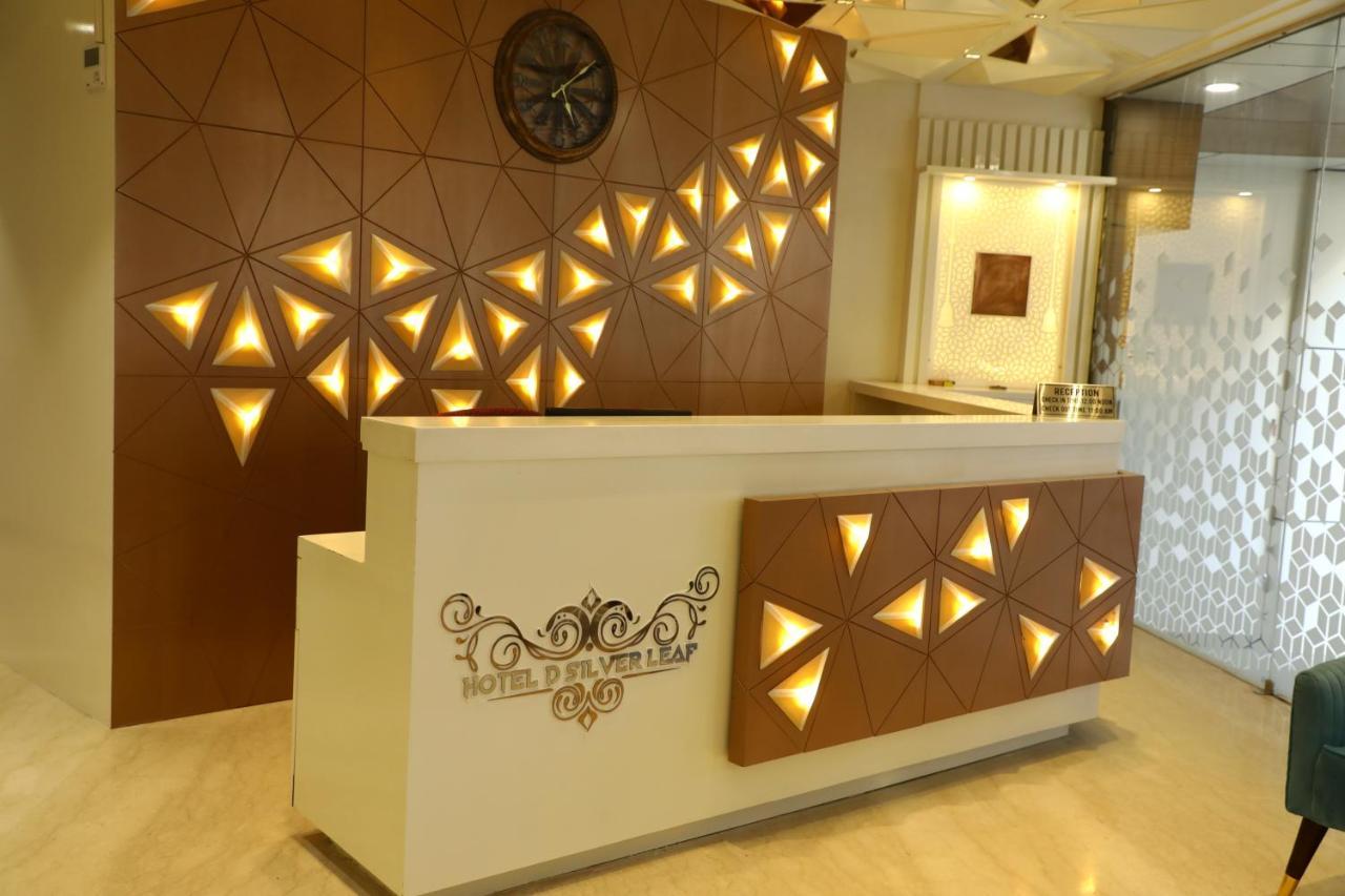 Hotel D Silverleaf Лакхнау Екстер'єр фото