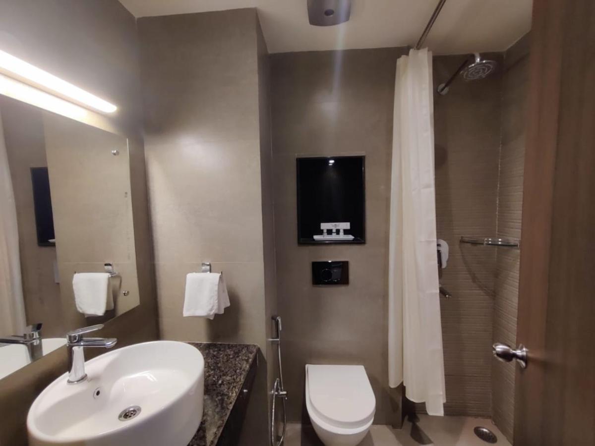 Hotel D Silverleaf Лакхнау Екстер'єр фото